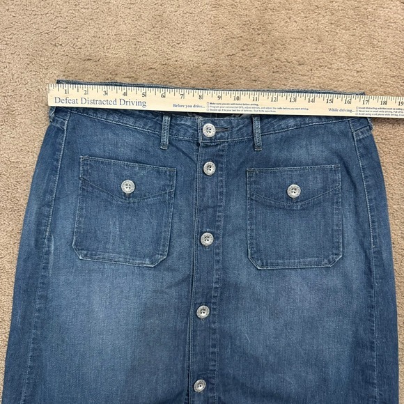 Levi's Red Tab Women's Jean Skirt Button Front‎ Denim Mini Skirt Accent Buttons - Picture 6 of 7